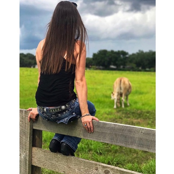 Meet your Posher, Jenny - Picture 1 of 1